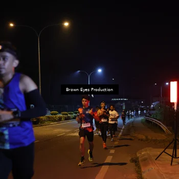 Runner Photo 7626436