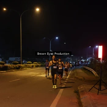 Runner Photo 7626442