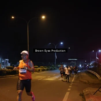 Runner Photo 7626447