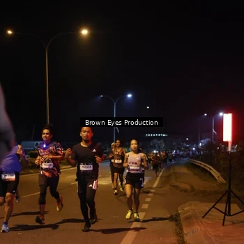 Runner Photo 7626456