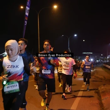 Runner Photo 7626457