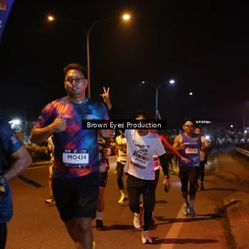 Runner Photo 7626458
