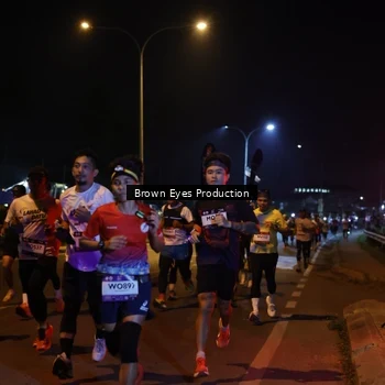 Runner Photo 7626479