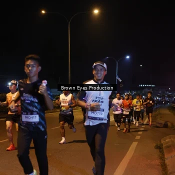 Runner Photo 7626484
