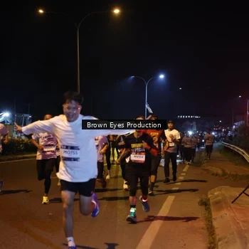 Runner Photo 7626500