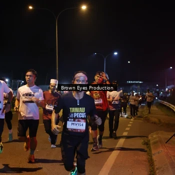 Runner Photo 7626502