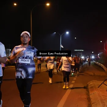 Runner Photo 7626504