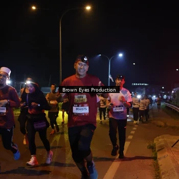 Runner Photo 7626505