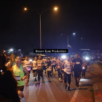 Runner Photo 7626521