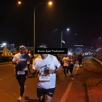 Runner Photo 7626523