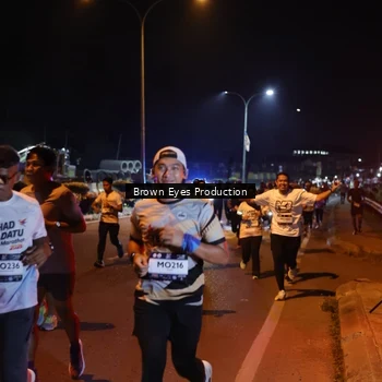 Runner Photo 7626538