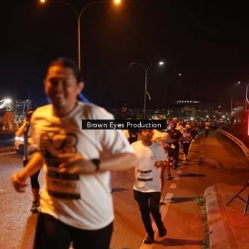 Runner Photo 7626542