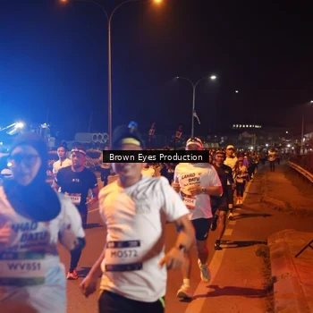 Runner Photo 7626543