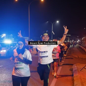 Runner Photo 7626544