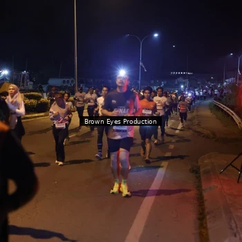 Runner Photo 7626591