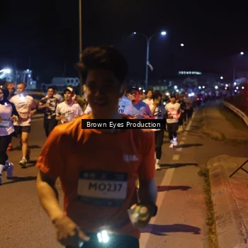 Runner Photo 7626597