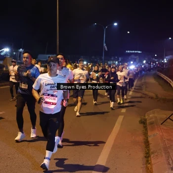 Runner Photo 7626600