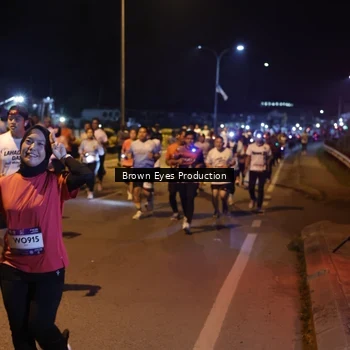 Runner Photo 7626603