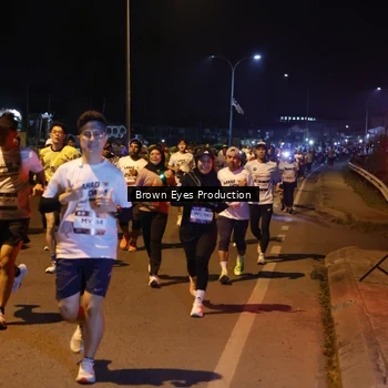 Runner Photo 7626605