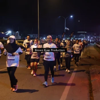 Runner Photo 7626623