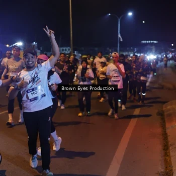 Runner Photo 7626675