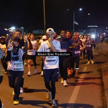Runner Photo 7626677