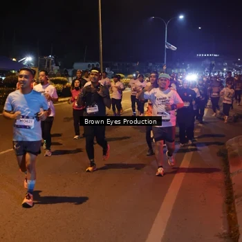 Runner Photo 7626685