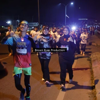 Runner Photo 7626691