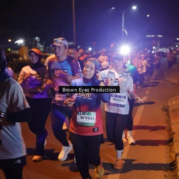 Runner Photo 7626697