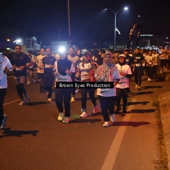 Runner Photo 7626702