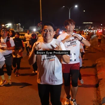 Runner Photo 7626714
