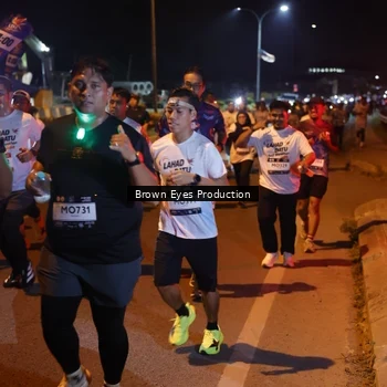 Runner Photo 7626723