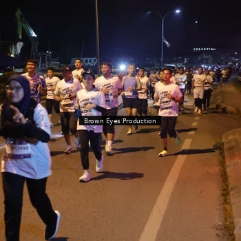 Runner Photo 7626728