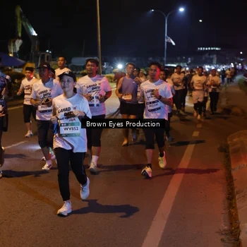 Runner Photo 7626729