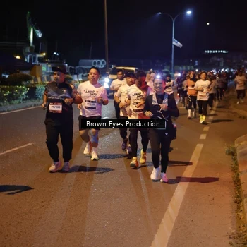 Runner Photo 7626741