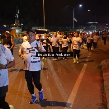 Runner Photo 7626744