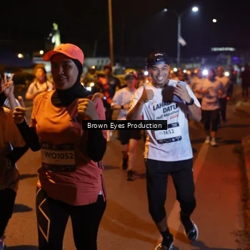 Runner Photo 7626758
