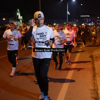 Runner Photo 7626763
