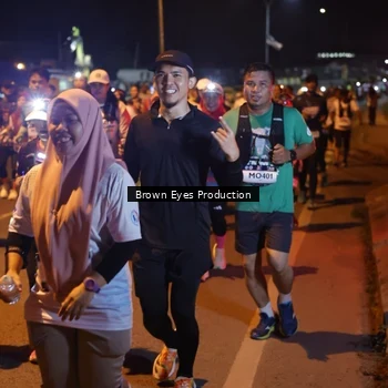 Runner Photo 7626773