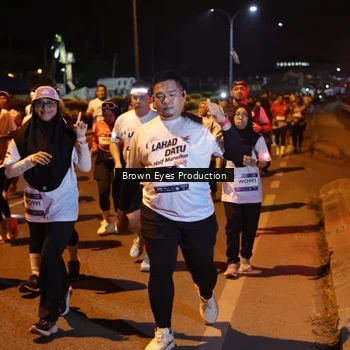 Runner Photo 7626783