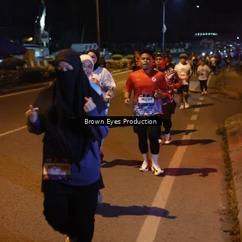 Runner Photo 7626787