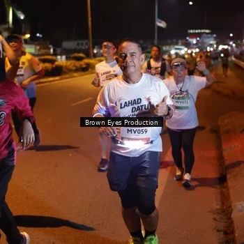 Runner Photo 7626798