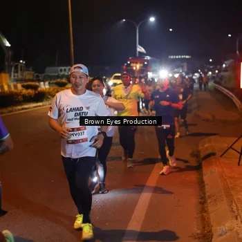 Runner Photo 7626809