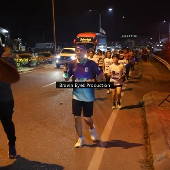 Runner Photo 7626812