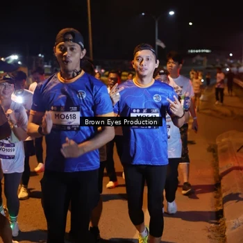 Runner Photo 7626846