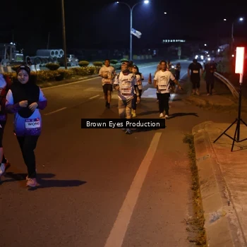 Runner Photo 7626853