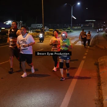 Runner Photo 7626863
