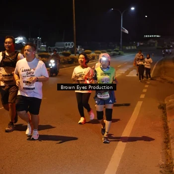 Runner Photo 7626866