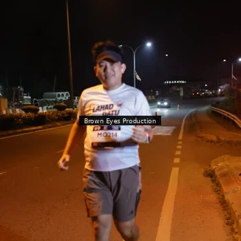 Runner Photo 7626888