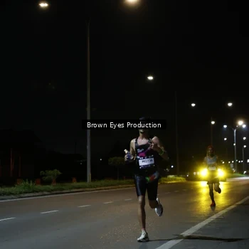 Runner Photo 7626972